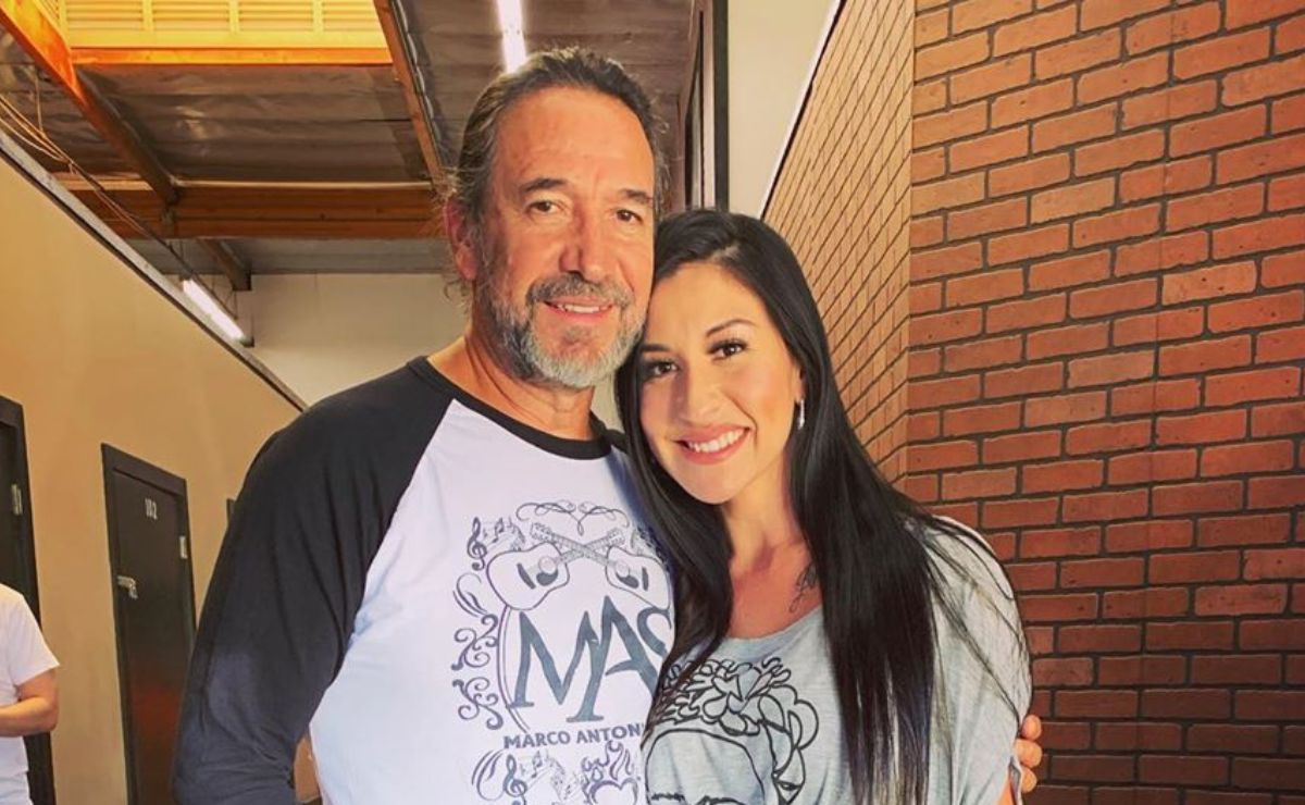 La hija mayor de Marco Antonio Solís conquistó a todos con leggins negros