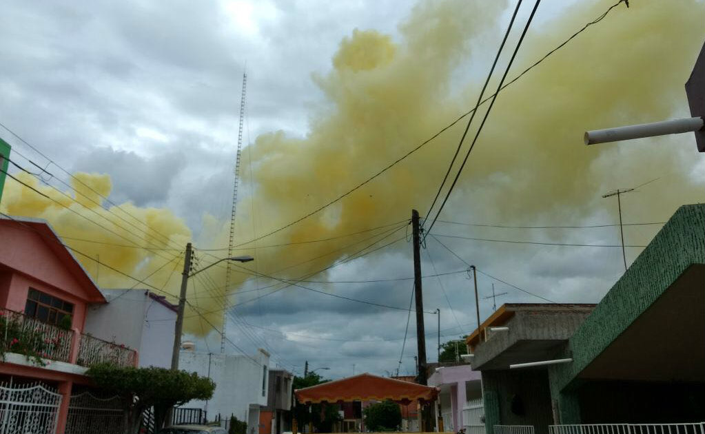 Reportan nube amarilla en refinería de Pemex en Salamanca 