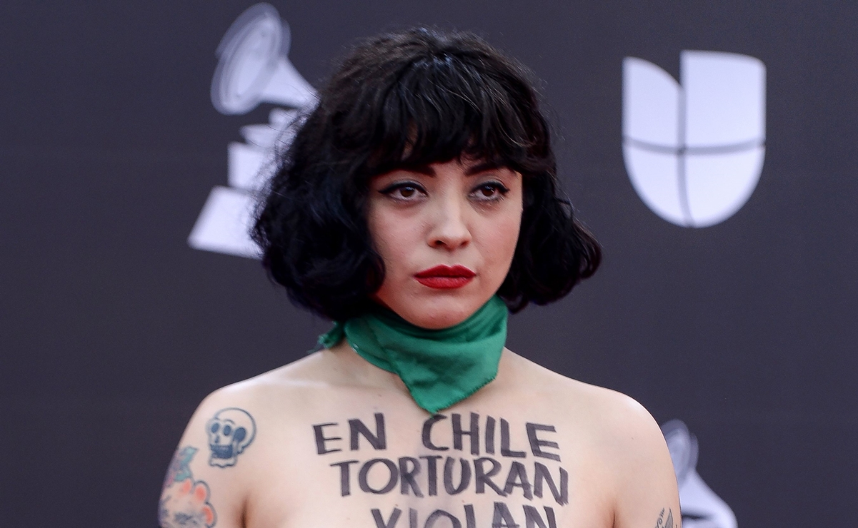 Mon Laferte denuncia censura en Instagram