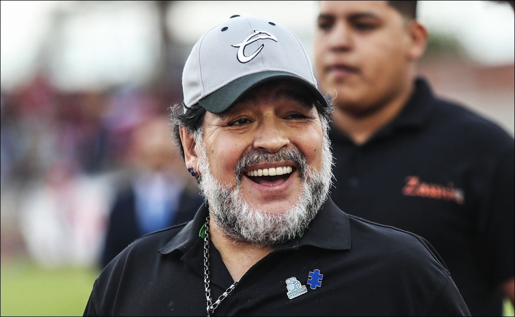 ¿Diego Armando Maradona llega al Huracán?