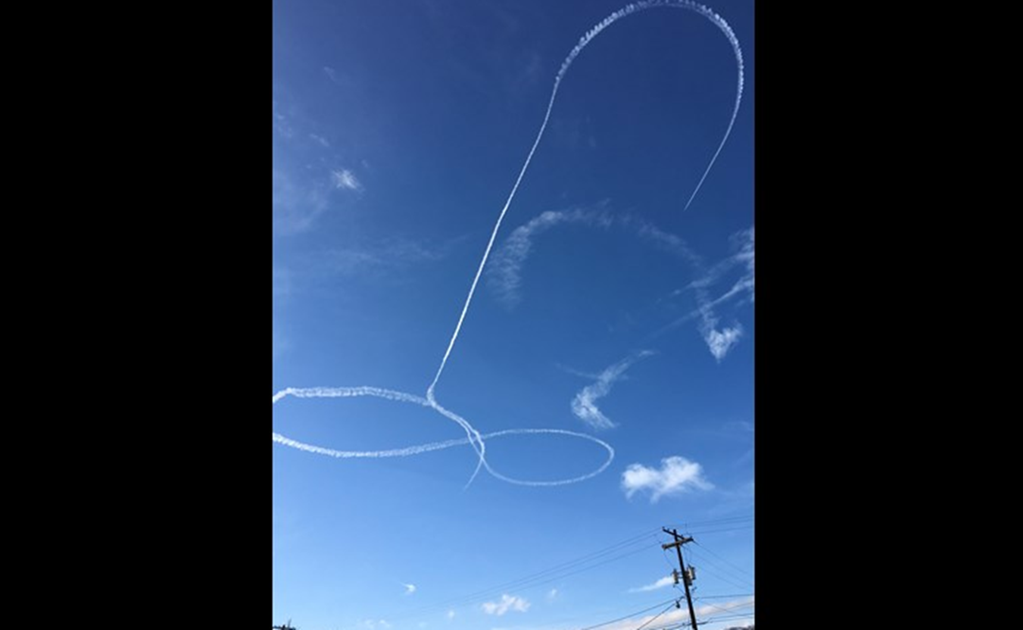 Marina de EU se disculpa por dibujo obsceno en el cielo