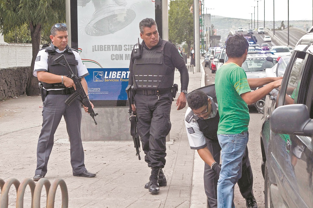 Detienen a implicado en robo de negocio