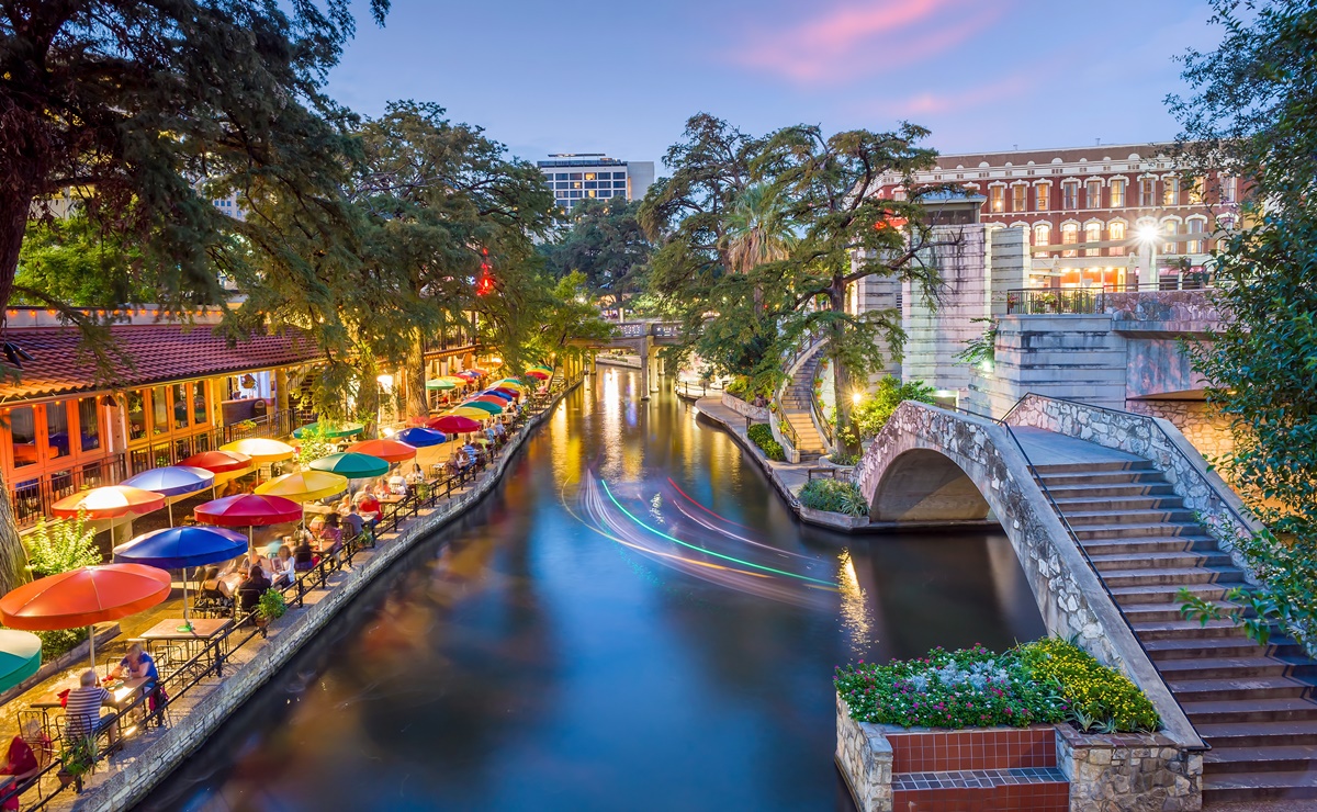 ¿Qué hacer y ver en el Festival del Vino y la Comida de San Antonio? 