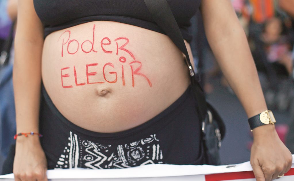 Organizaciones civiles presentan amparos para apoyar la interrupción legal del embarazo en Edomex