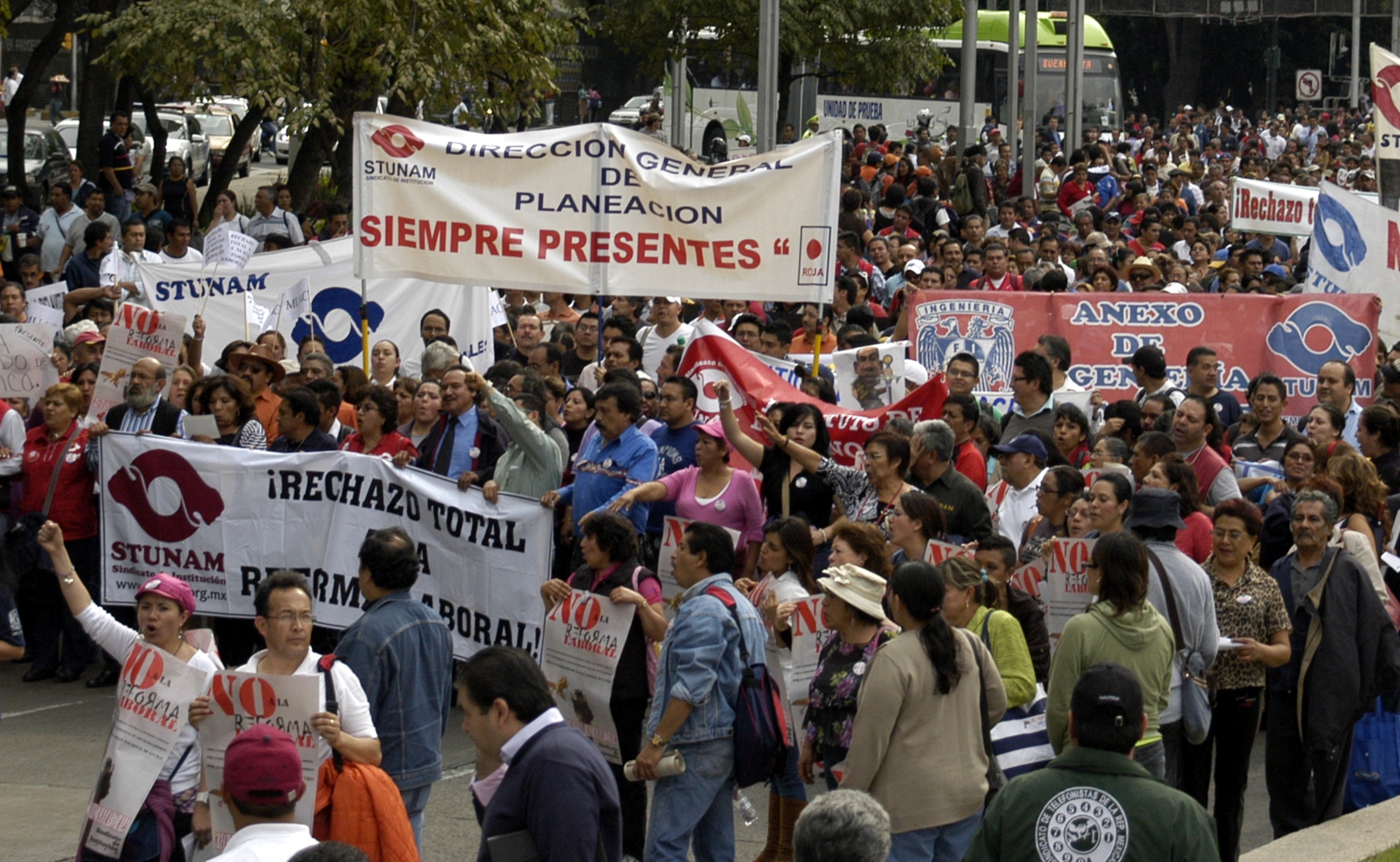 Unión Nacional de Trabajadores no firmará acuerdo de EPN
