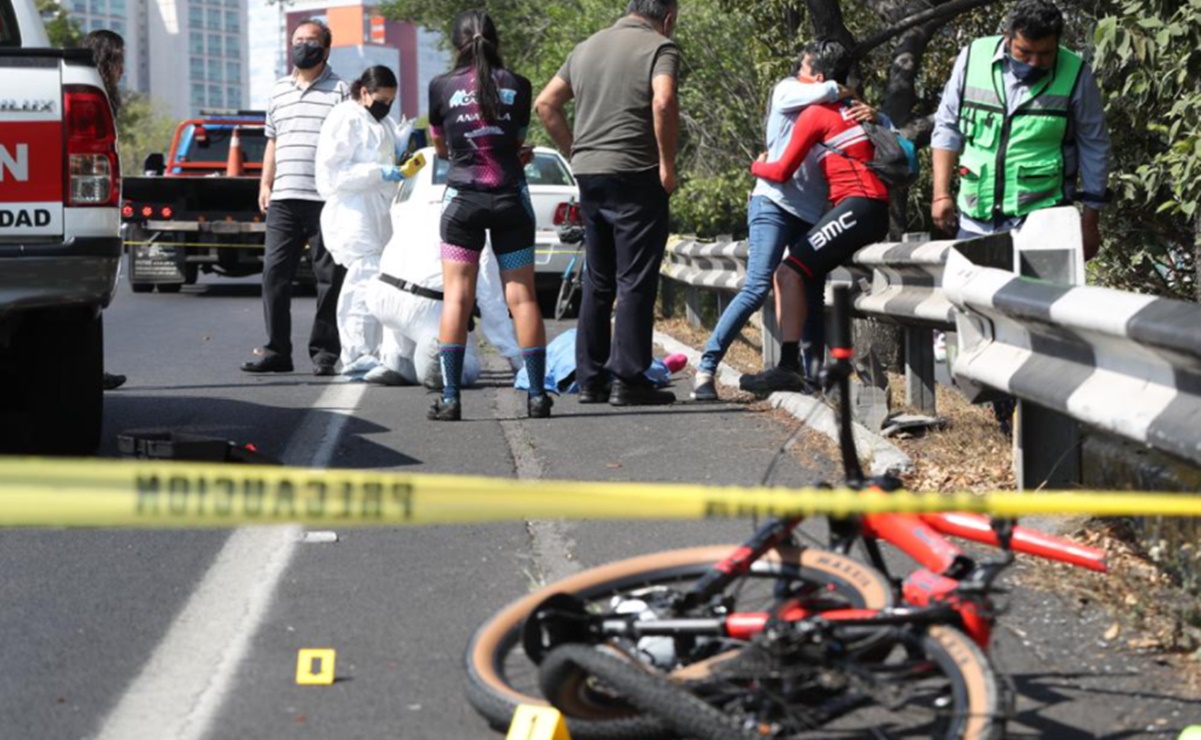 Ciclista muere atropellado en la autopista México-Toluca; hay un detenido