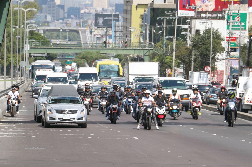 Escoltado por motocicletas despiden a "Pancho Cayagua"
