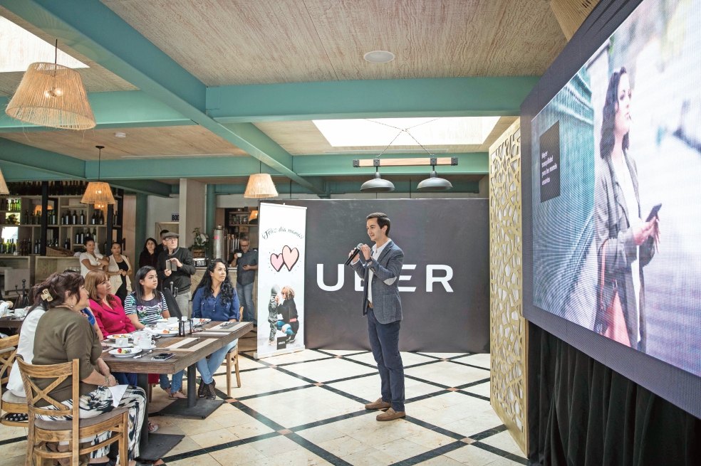 Uber emplea a 8 mil 400 mujeres en México
