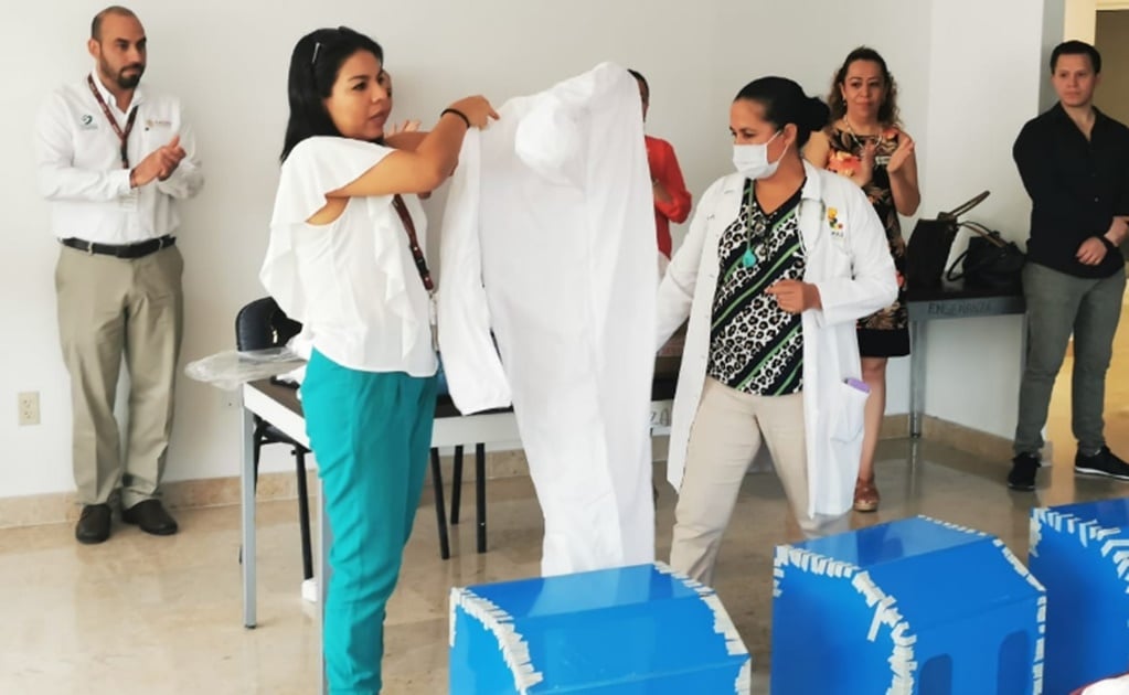 COVID-19: The Mexican women making masks for healthcare workers in Chiapas