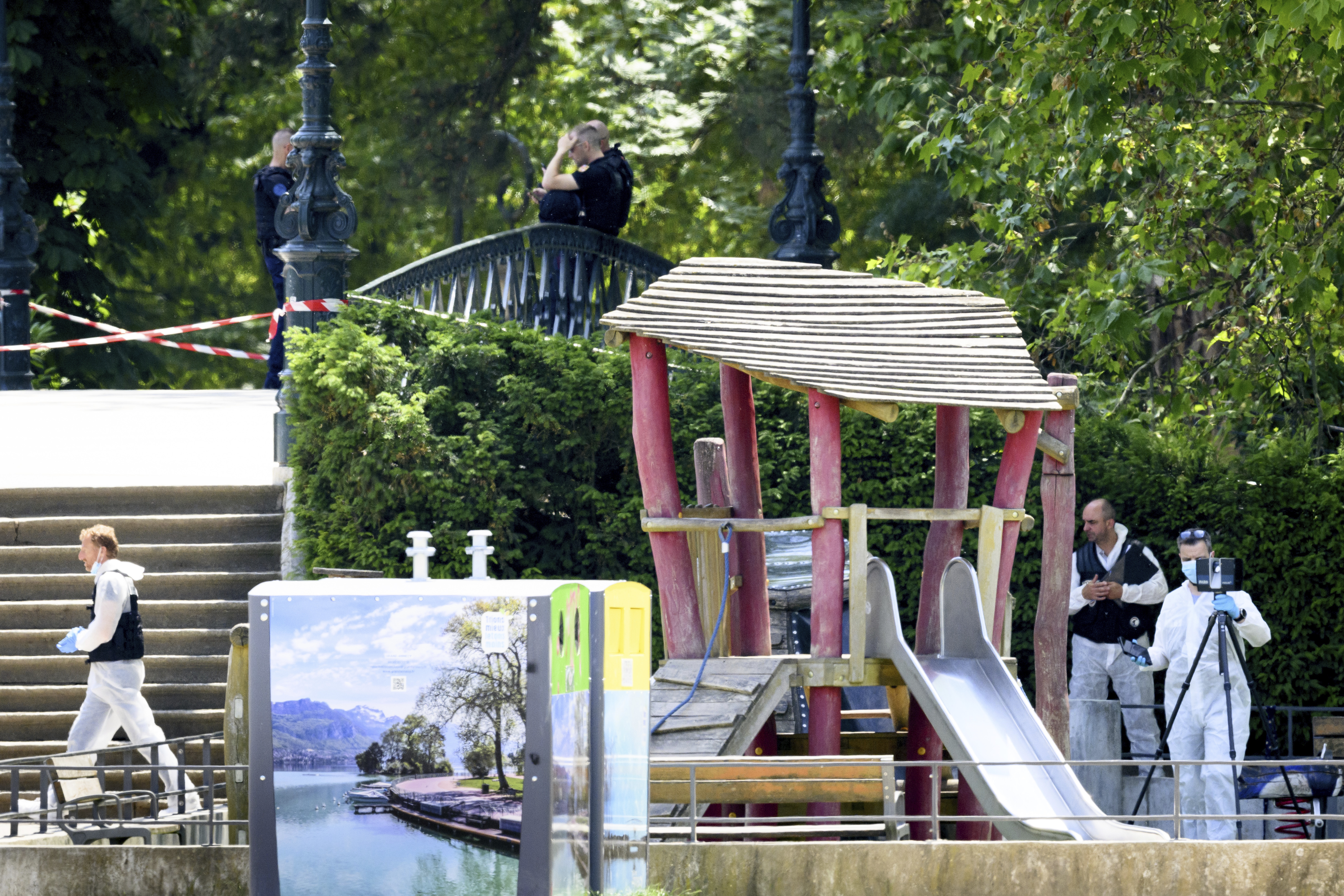 Francia conmocionada por ataque en parque infantil; apuñalan a niños