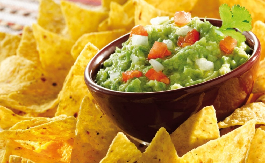 Super Bowl guacamole threatened by Mexican fuel shortage