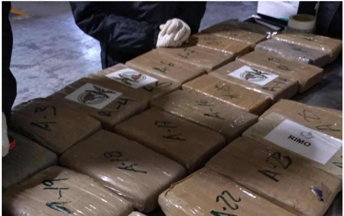 Decomisa Marina cargamento de cocaína en Puerto de Manzanillo, Colima