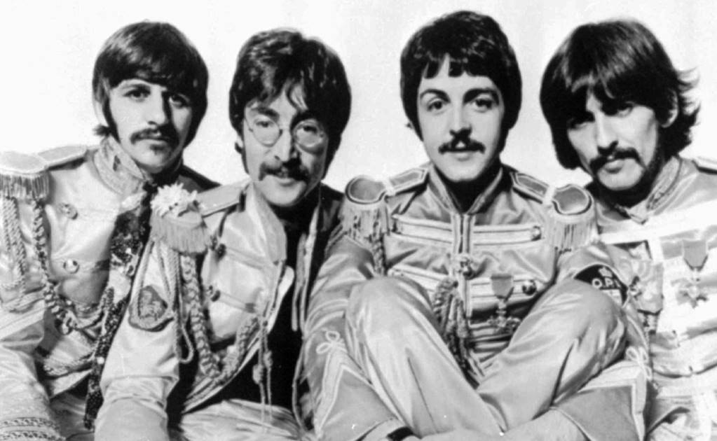 Subastan boceto de John Lennon para The Beatles