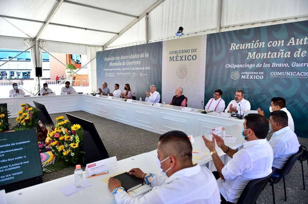Programa de caminos rurales en Guerrero tendrá inversión de 3 mil mdp, informa AMLO