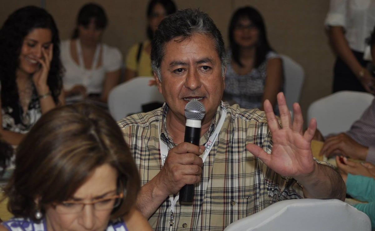 Muere el periodista Carlos Acosta Córdova