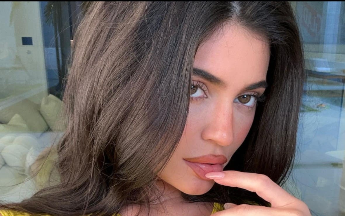 Kylie Jenner reacciona a su cara con filtro de envejecimiento, "No me gusta nada"