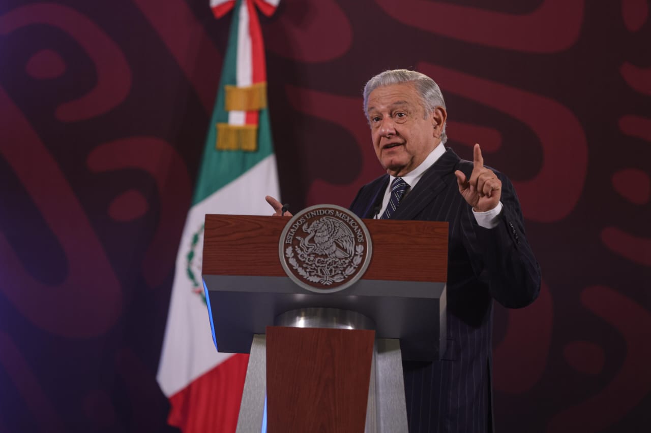 AMLO va por reformas sin esperanzas… y flores en primavera 