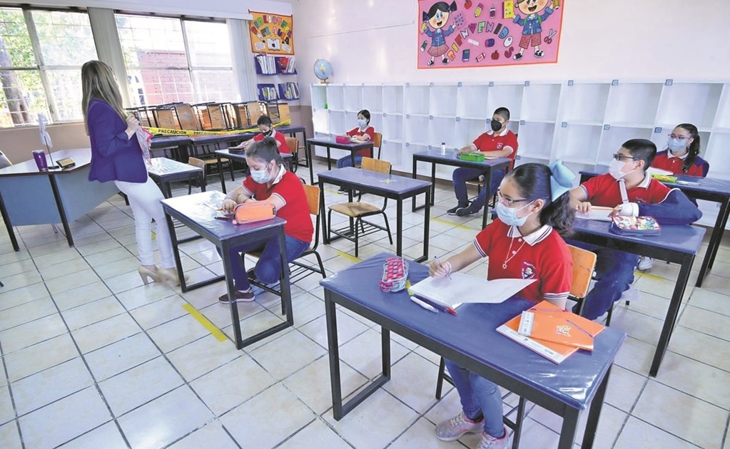 Por regreso a clases, invierten más de 3 mil mdp para rehabilitar escuelas en Jalisco