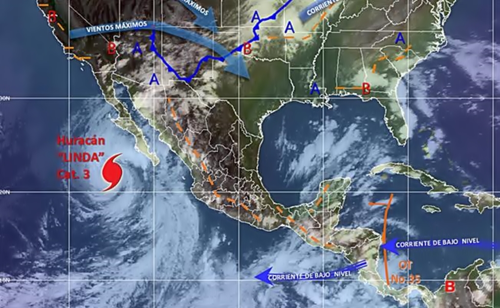 Rain warning for hurricane Linda in Mexico