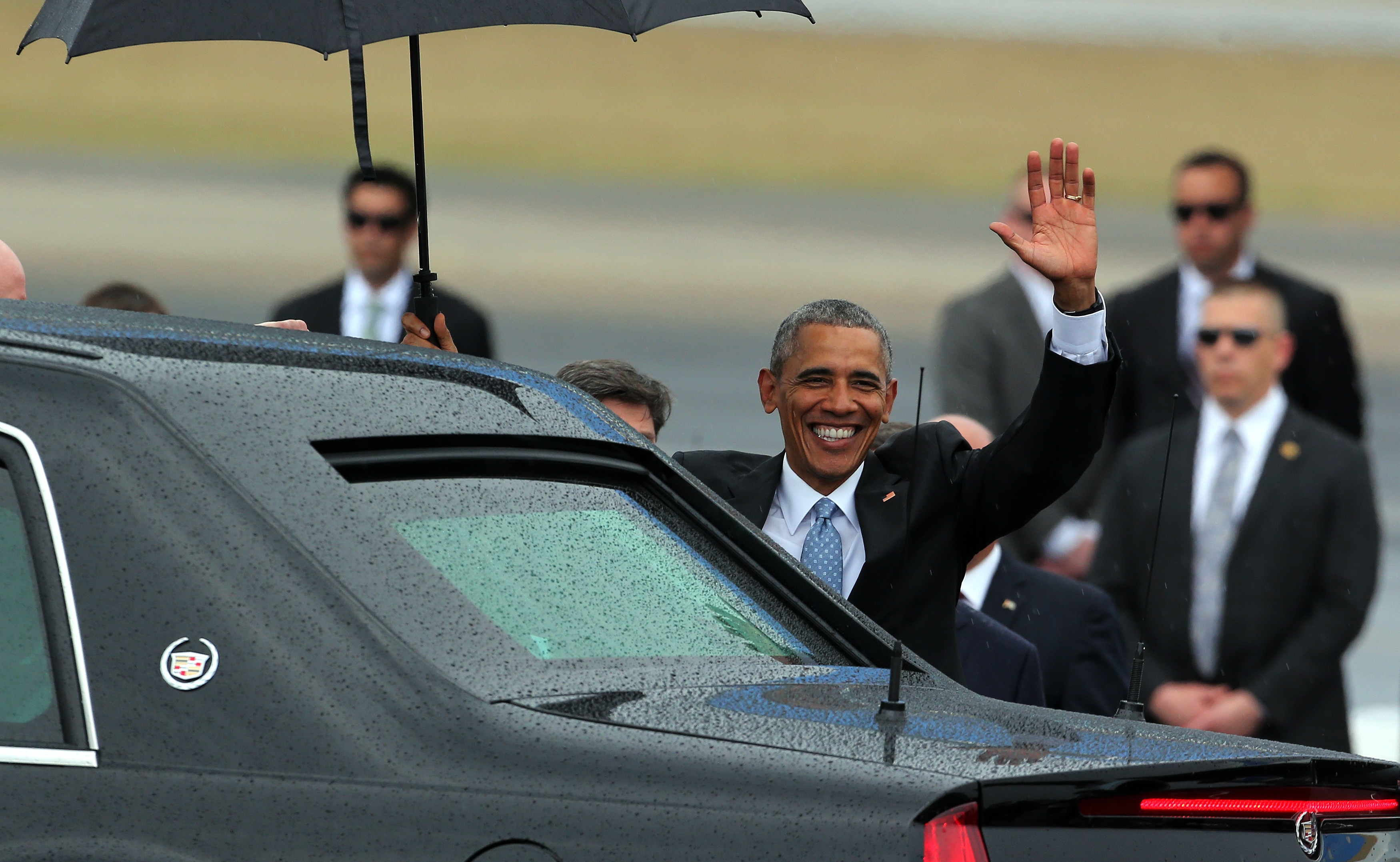 "¿Qué bolá Cuba?" escribe Obama en Twitter al llegar a La Habana