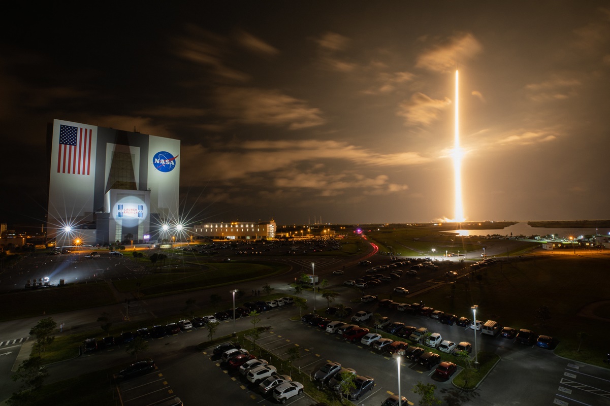 NASA y SpaceX alistan tercera misión comercial tripulada