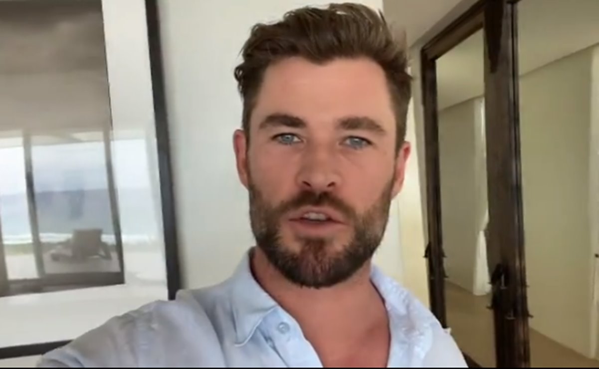 Chris Hemsworth sale en defensa de los tiburones