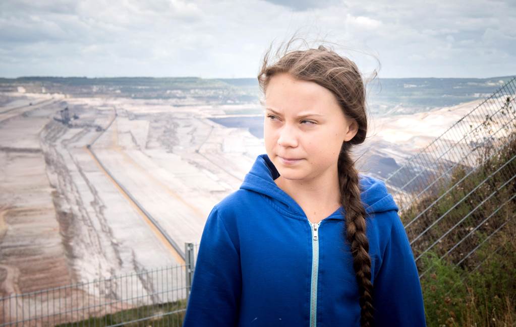 Angela Merkel califica a Greta Thunberg de "chica extraordinaria" y "ejemplo"