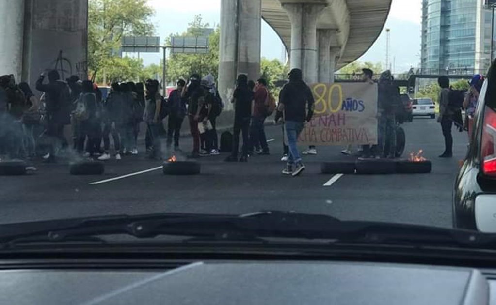 Reportan desmanes de un grupo de manifestantes anarquistas en Periférico