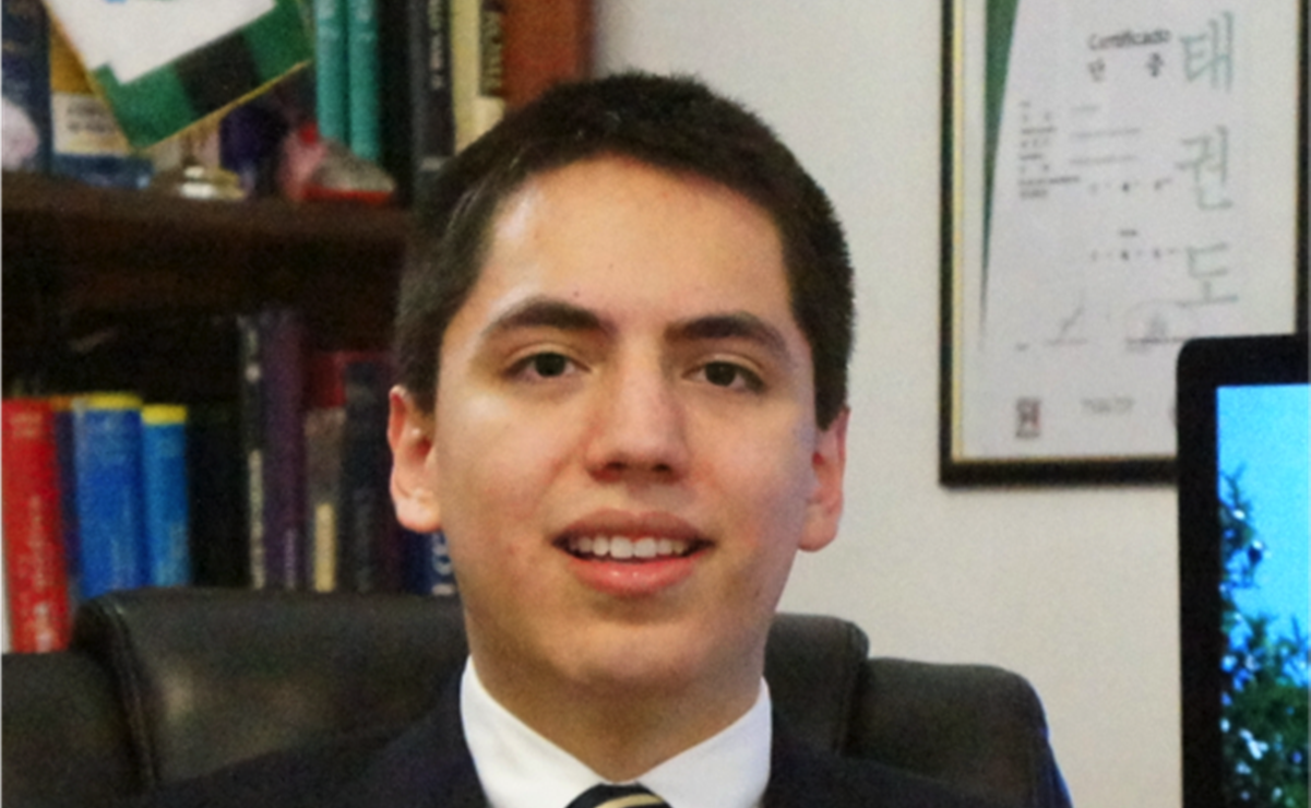 Galardona Harvard a joven genio mexicano