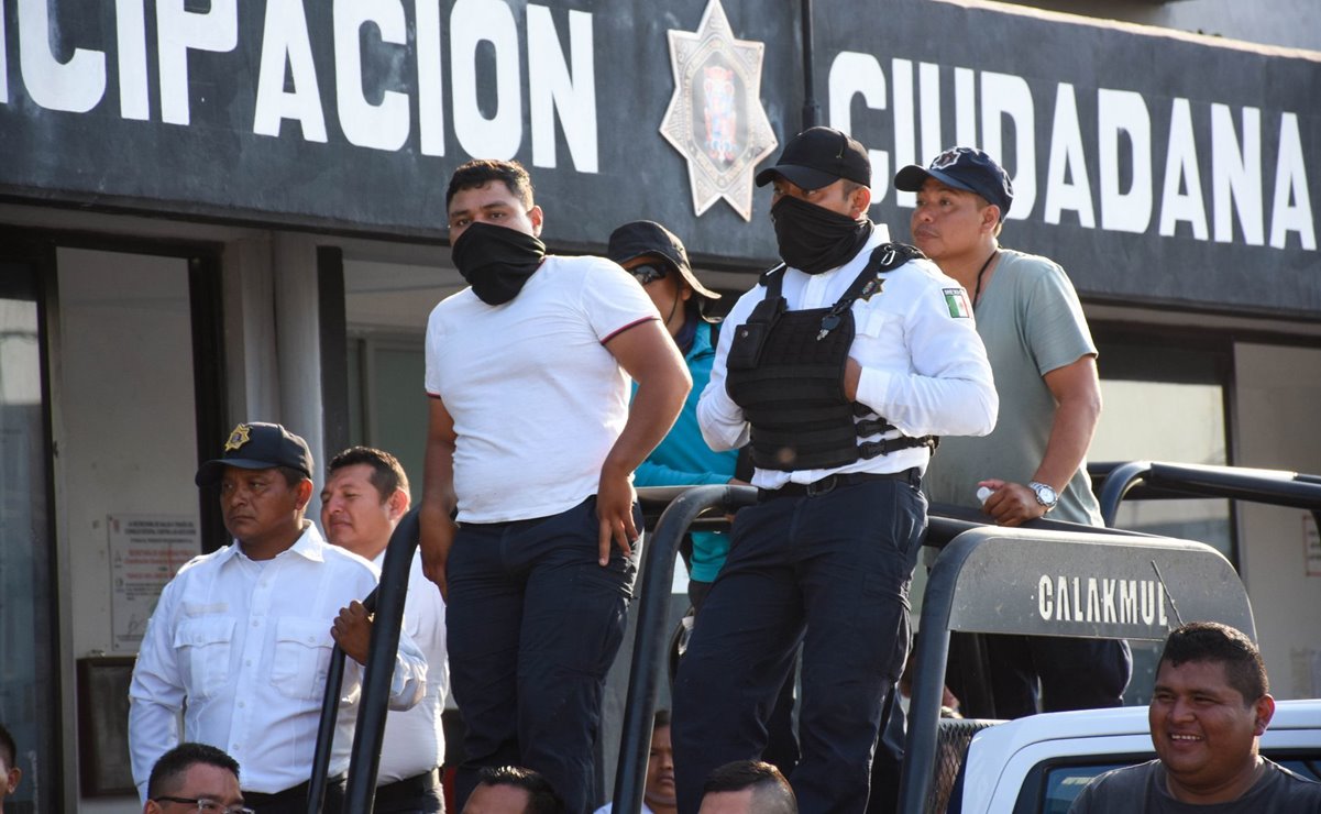 Dan de baja a 7 policías en Campeche