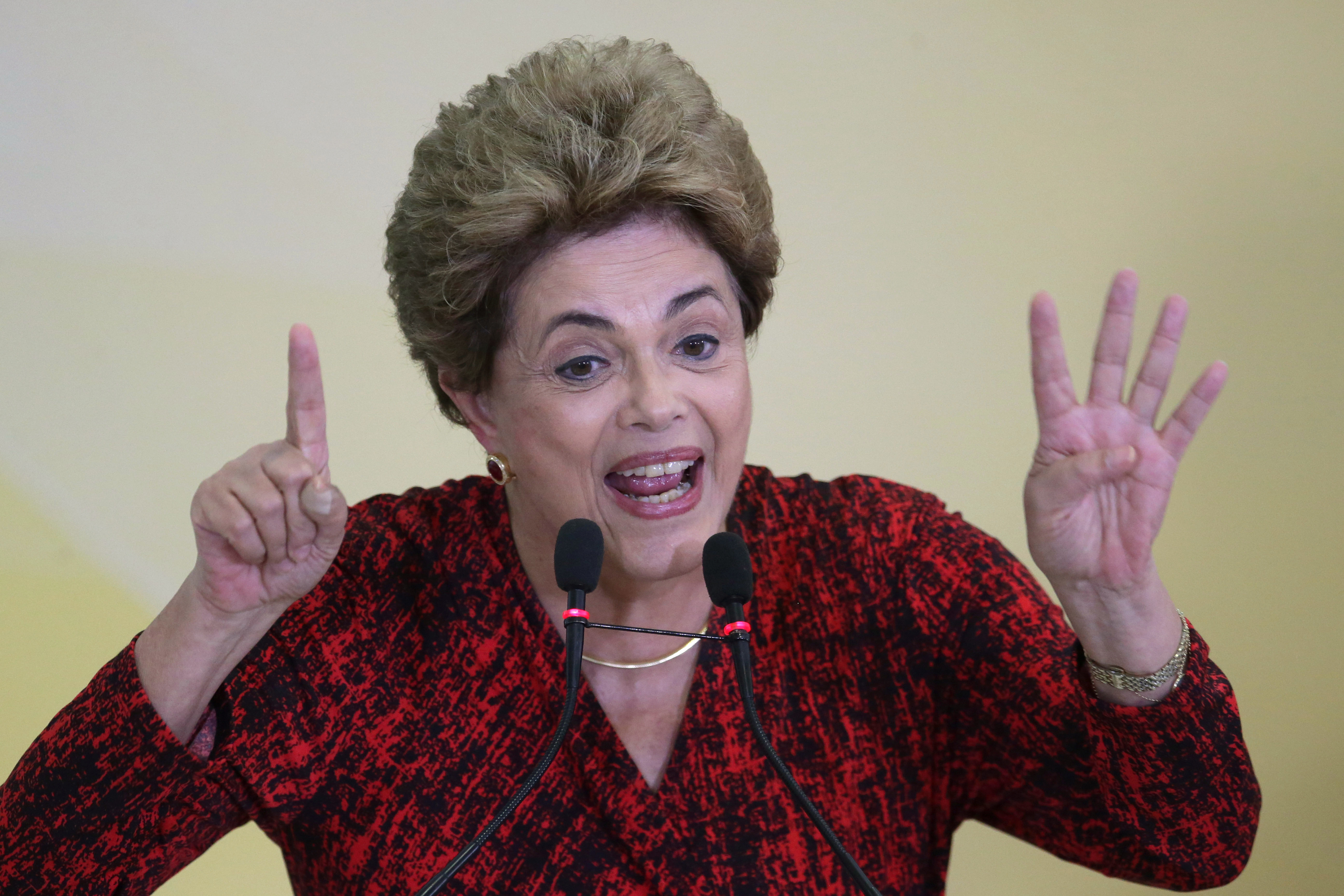 Revierten decisión sobre el juicio político a Rousseff