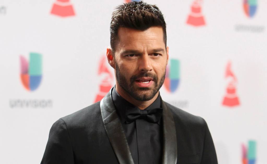 "Soy gay y no tengo miedo", dice Ricky Martin tras masacre en Orlando