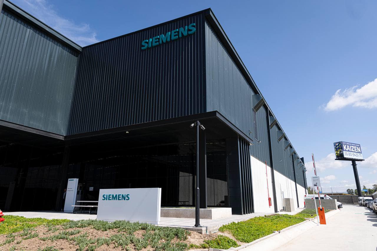 Siemens inaugura planta; generará 400 empleos