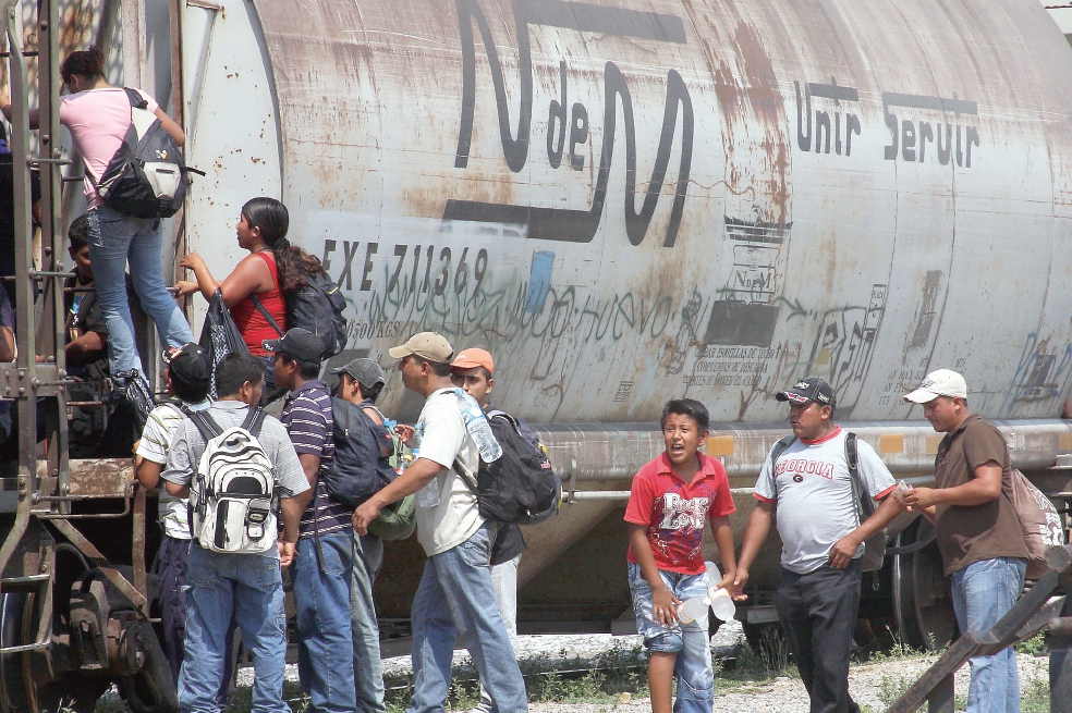Jóvenes migrantes abusados en México, documenta CNDH 