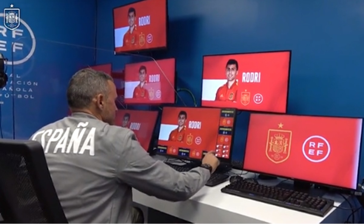 Luis Enrique utiliza el VAR para anunciar convocatoria de la Selección de España
