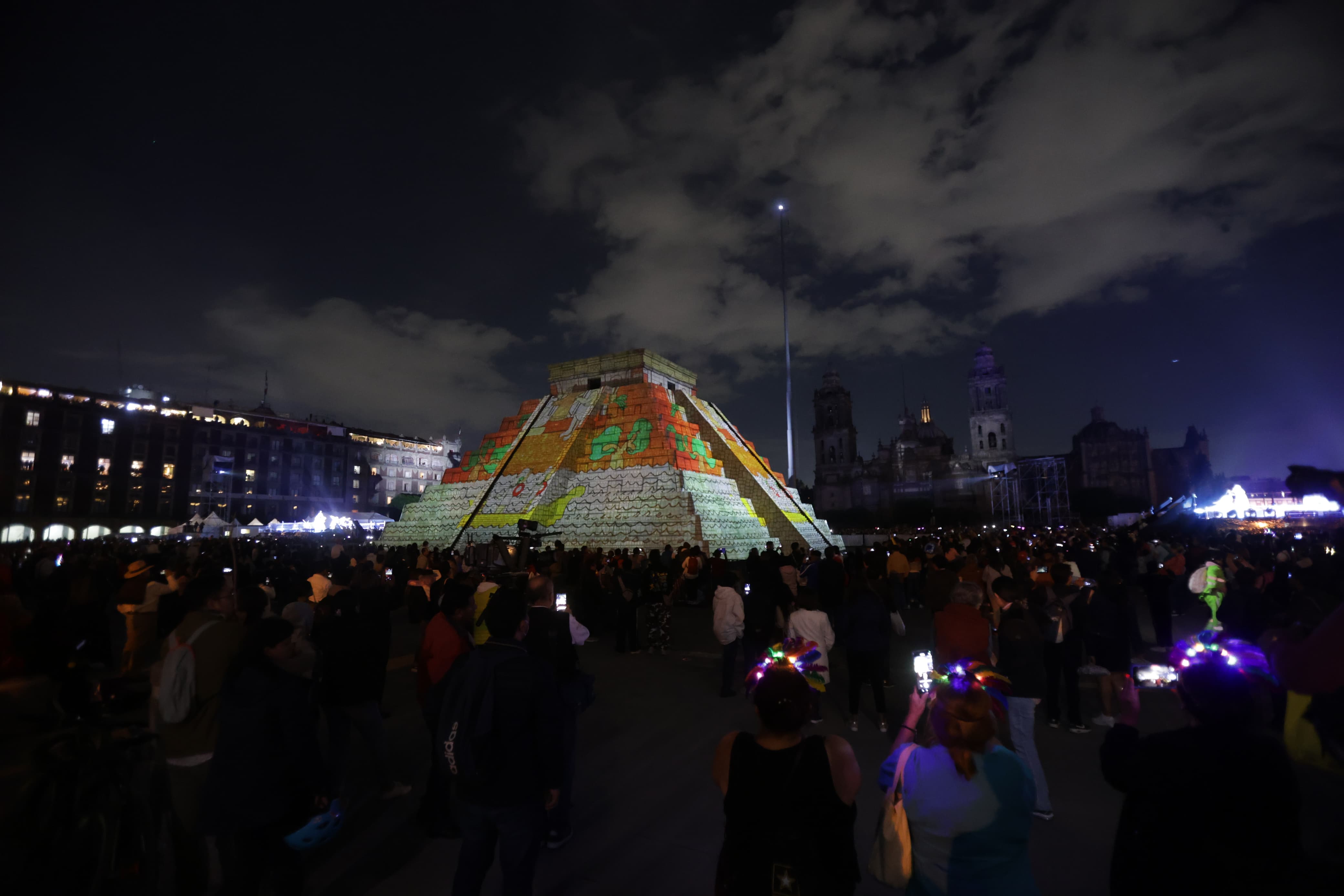 VIDEO: ¡No te lo pierdas! Arranca el espectáculo visual y sonoro "El Pueblo Maya y Felipe Carrillo Puerto" en el Zócalo