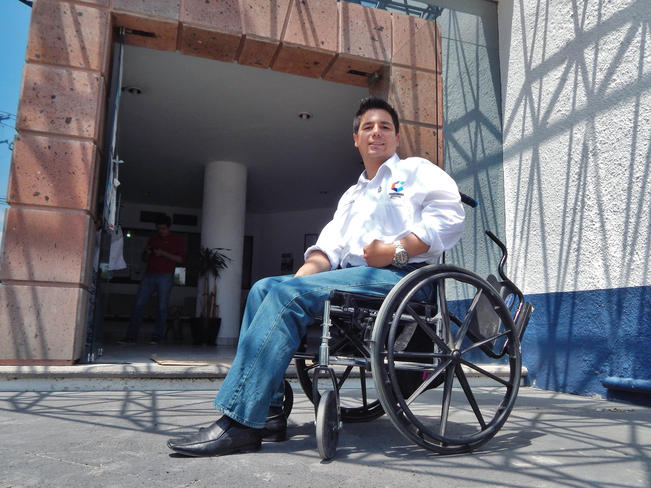 Corregidora entrega censo de personas con discapacidad
