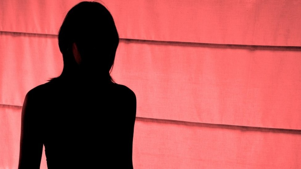 Países Bajos recomienda a solteros buscar una pareja sexual en medio de la pandemia