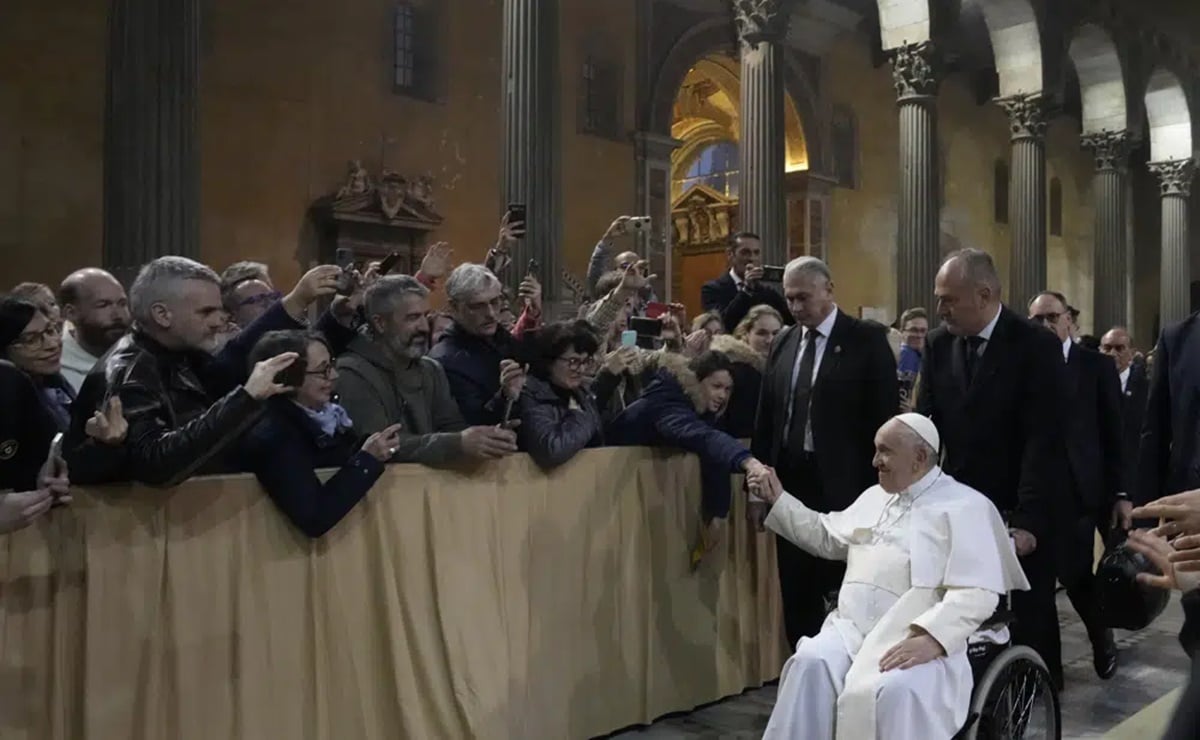 Papa Francisco cancela audiencia y discursos por fuerte resfriado