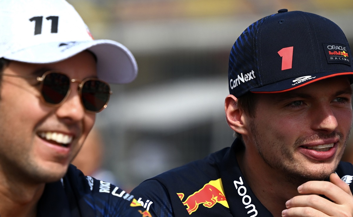 ¡Como amigos! Checo Pérez y Max Verstappen revelan de qué platican fuera de las carreras