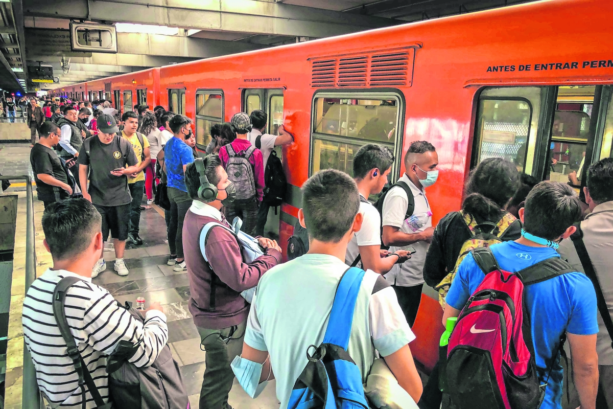 Implementan marcha de seguridad en cuatro Líneas del Metro de la CDMX por lluvias