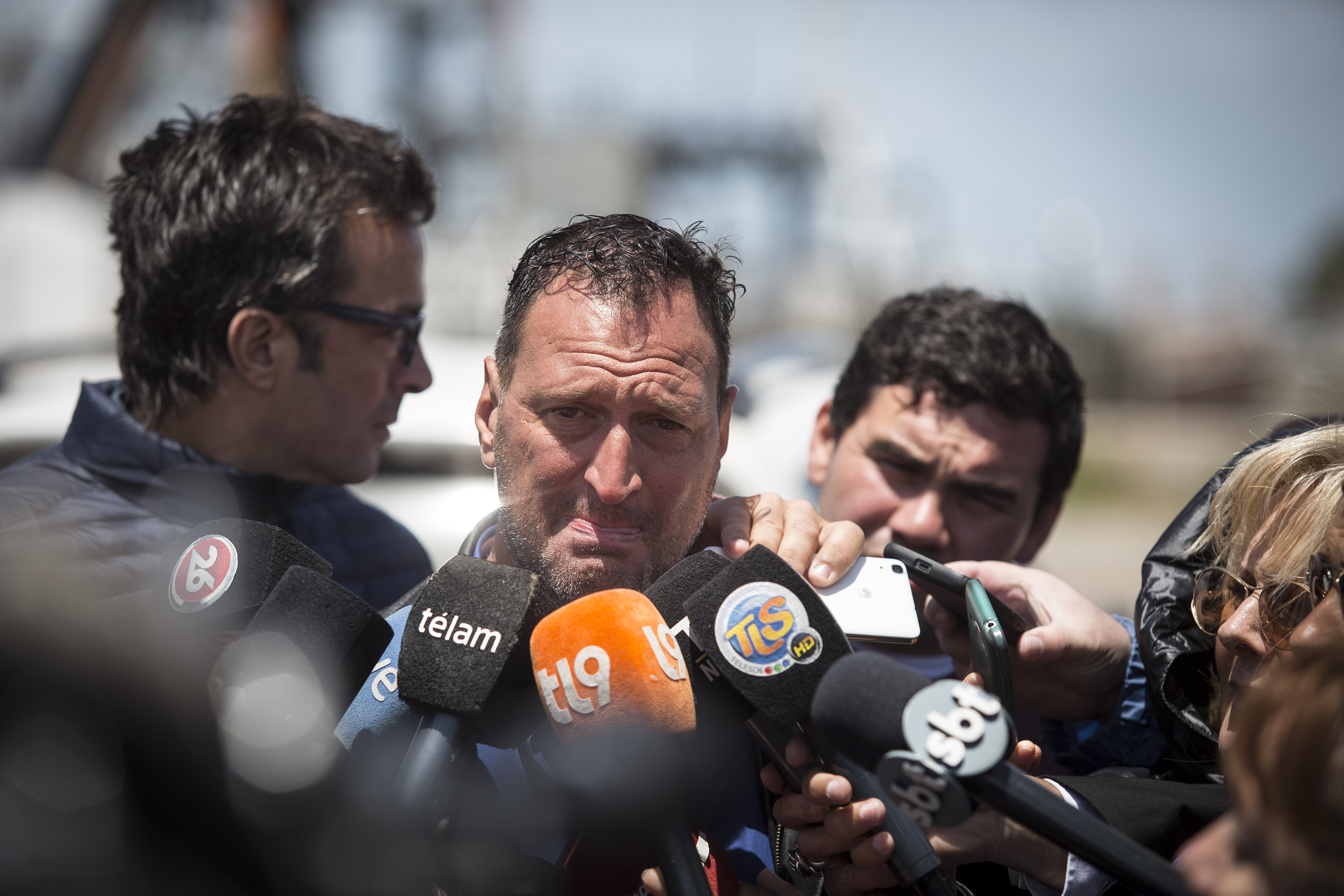 "La esperanza es lo último que se pierde": Padre de tripulante del submarino perdido