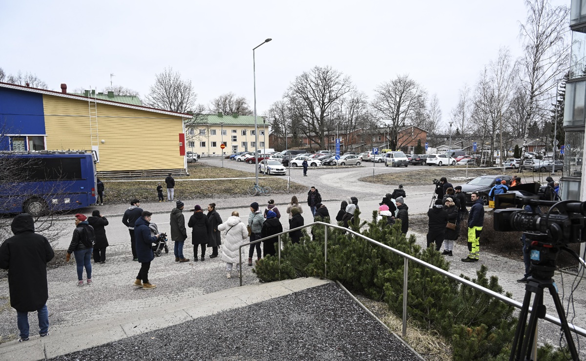 Niño de 12 años desata tiroteo en escuela de Finlandia; hay un menor muerto y 2 más heridos