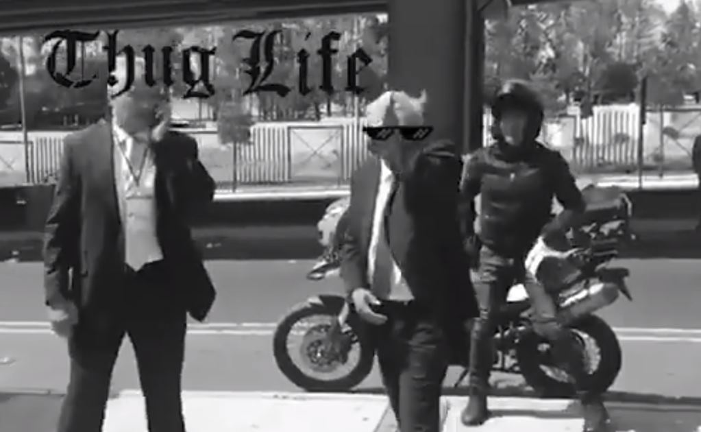 Video de AMLO llegando en moto a evento de la CIRT se vuelve viral