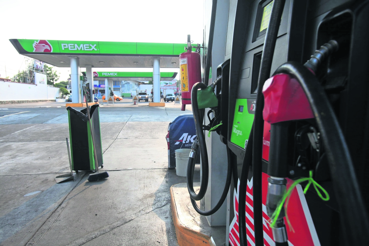 Desabasto de combustible pasa de Chiapas a Oaxaca 