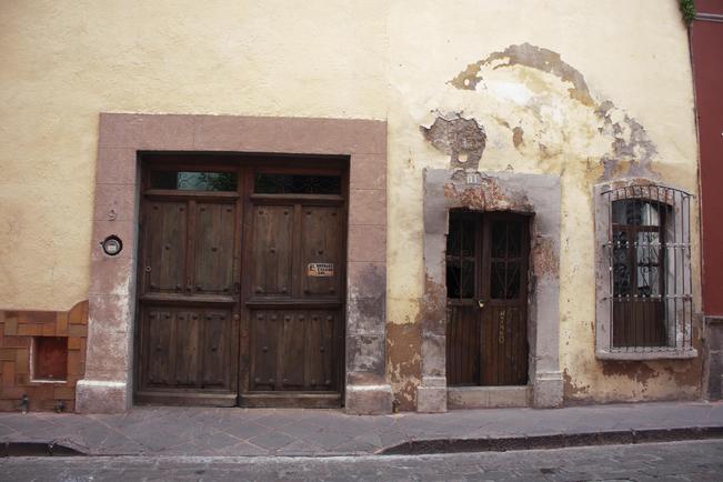 En el olvido. Casonas del centro, inhabitables