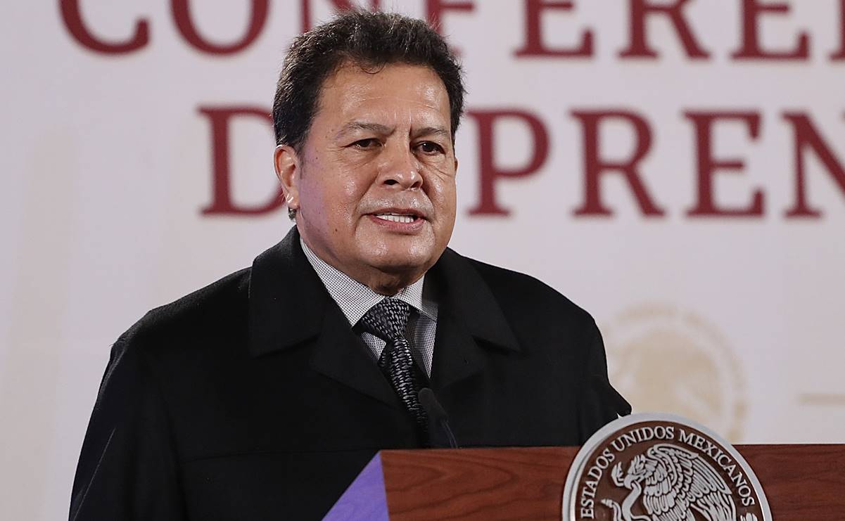 Revelan que Ricardo Aldana, nuevo líder petrolero, tiene plaza de confianza en Pemex
