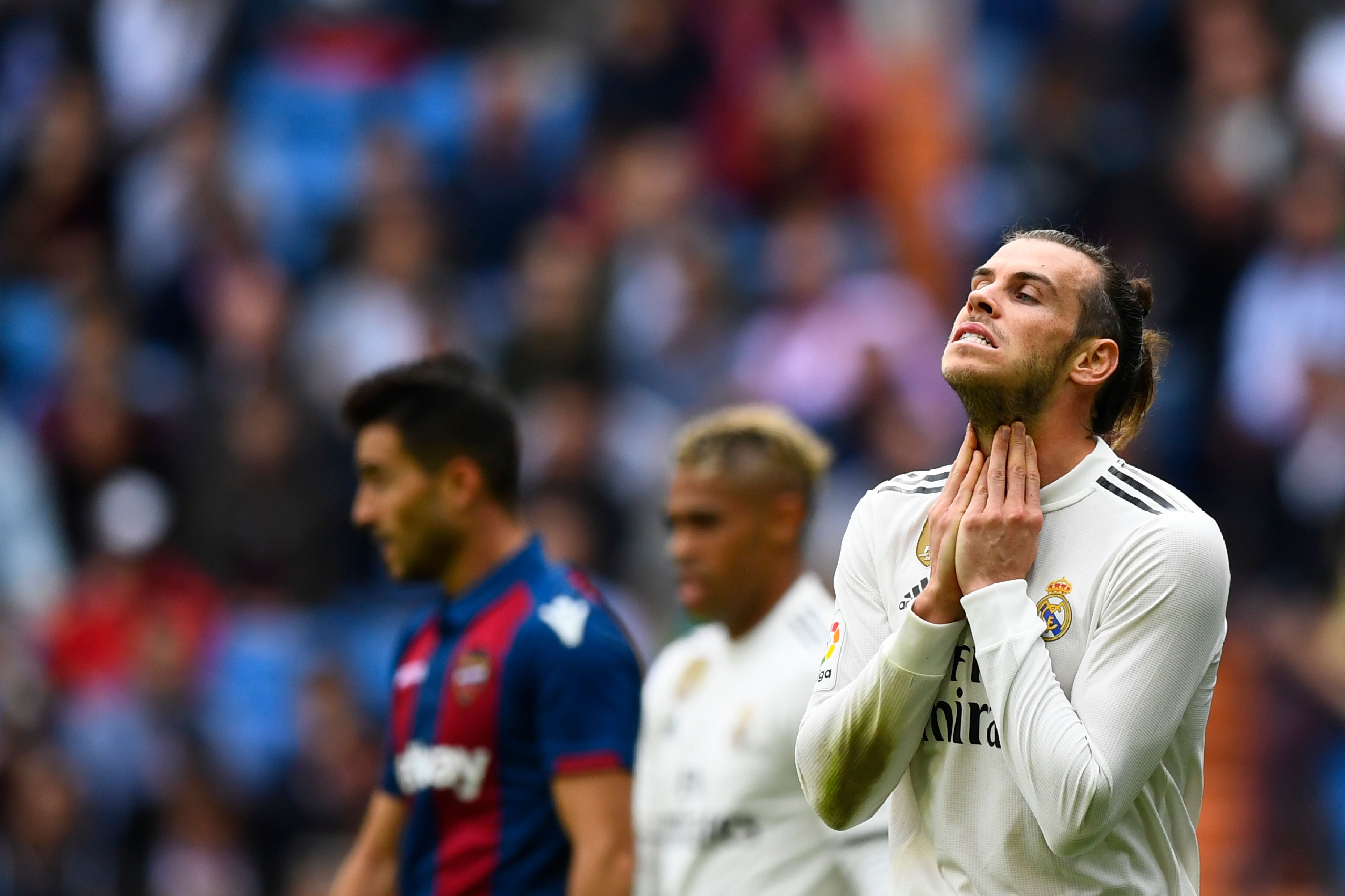 Real Madrid pierde ante el Levante y agudiza su crisis