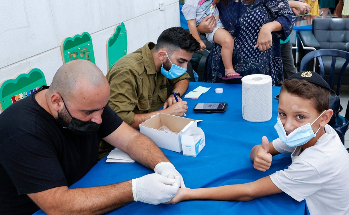 Israel instalará centros de vacunación antiCovid en escuelas