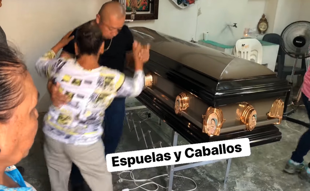 Realizan funeral al ritmo de huapangos y cumbias en Tamaulipas